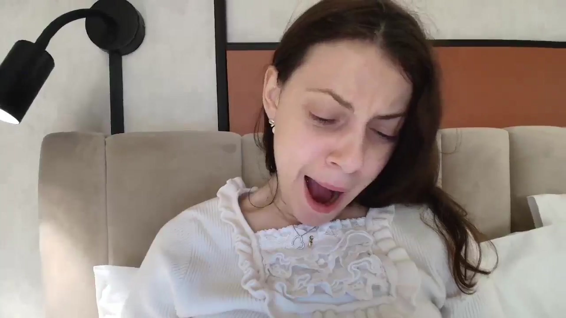 Gallery image thumbnail from MissAracely's myfreecams stream on, 12/19/2025, 23:19 image 5 of 20