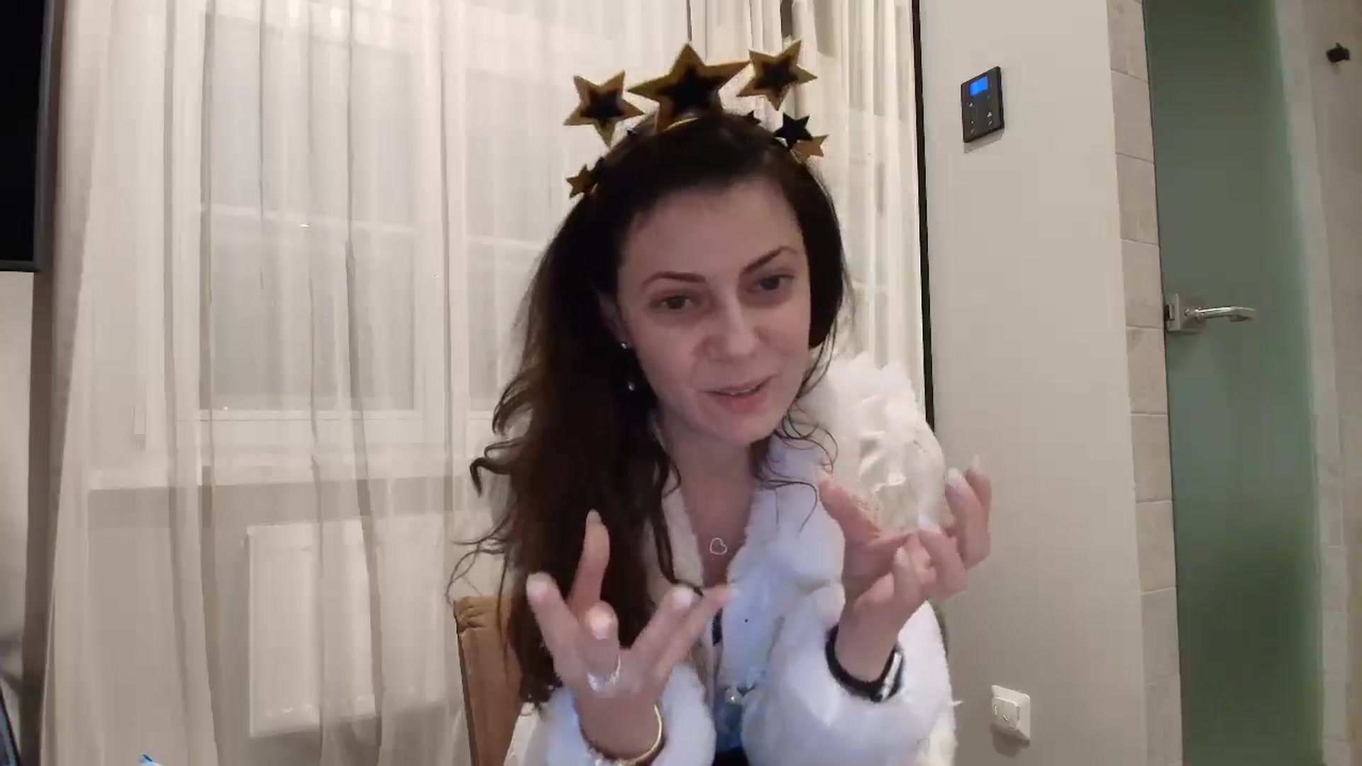 Gallery image thumbnail from MissAracely's myfreecams stream on, 01/02/2026, 19:55 image 12 of 20