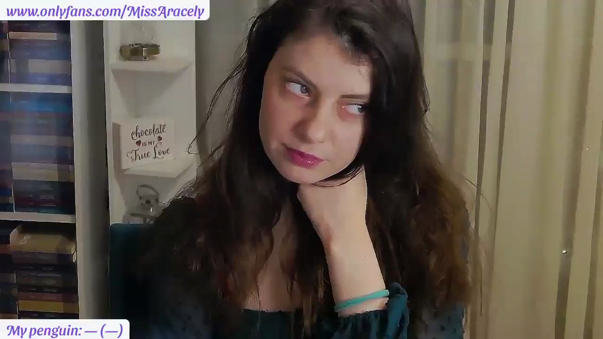 Gallery image thumbnail from MissAracely's myfreecams stream on, 02/08/2026, 21:33 image 4 of 20