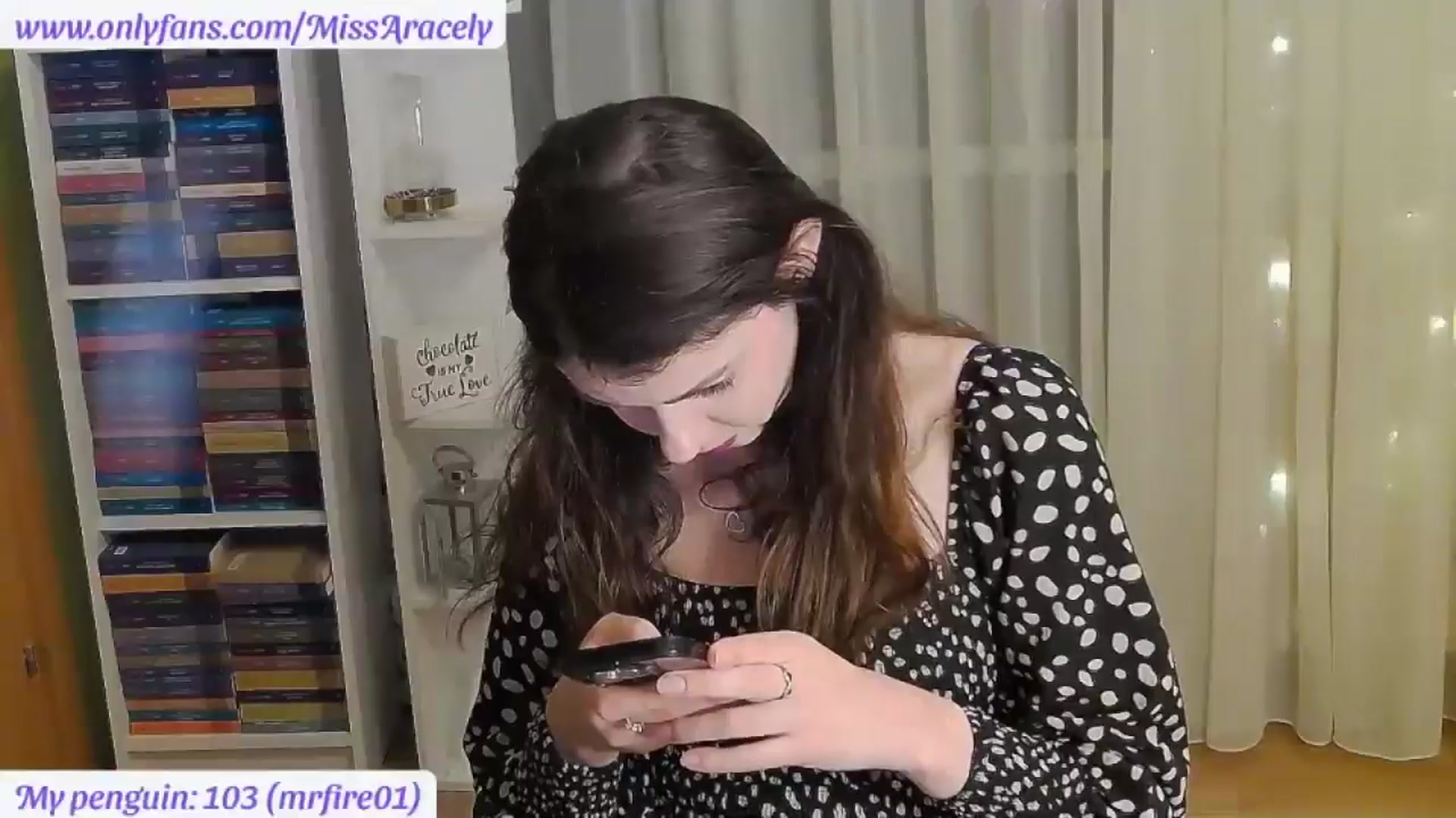 Gallery image thumbnail from MissAracely's myfreecams stream on, 02/10/2026, 20:04 image 2 of 20