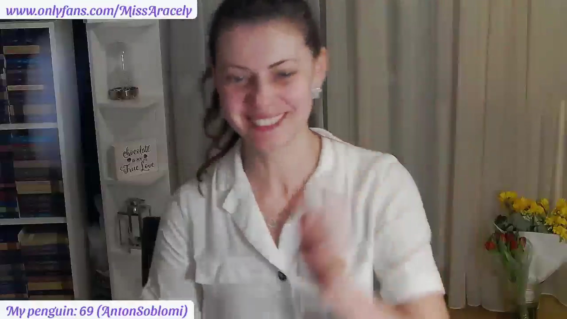 Gallery image thumbnail from MissAracely's myfreecams stream on, 03/12/2026, 20:27 image 17 of 20
