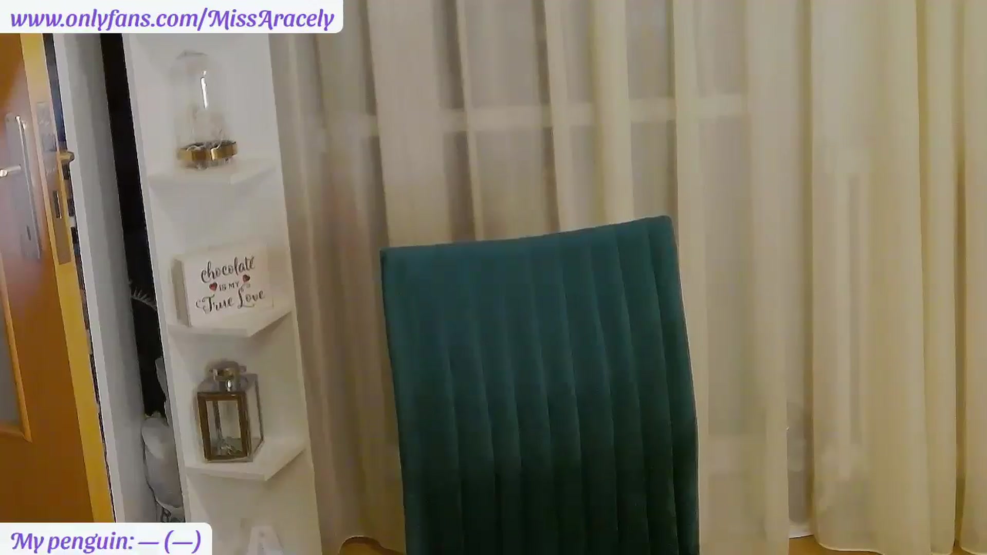Gallery image thumbnail from MissAracely's myfreecams stream on, 03/16/2026, 21:33 image 11 of 20