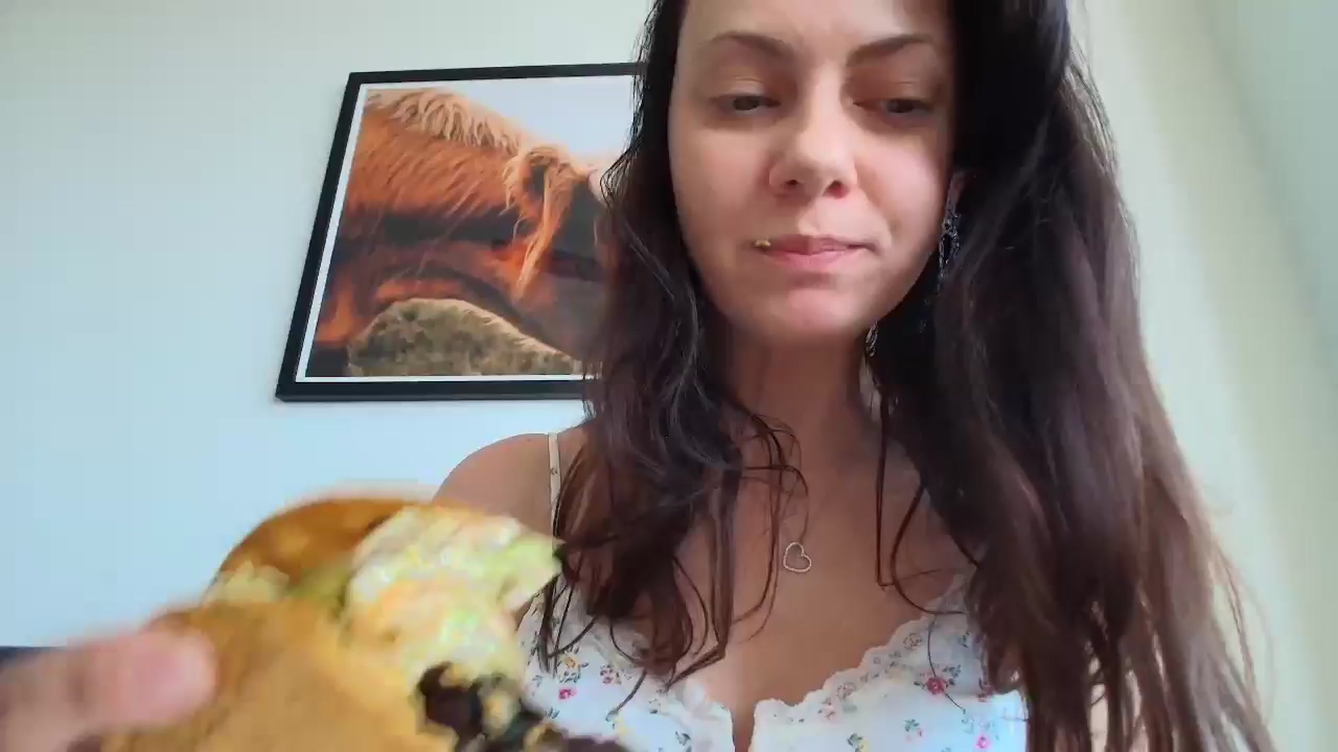 Gallery image thumbnail from MissAracely's myfreecams stream on, 04/08/2026, 21:58 image 3 of 20