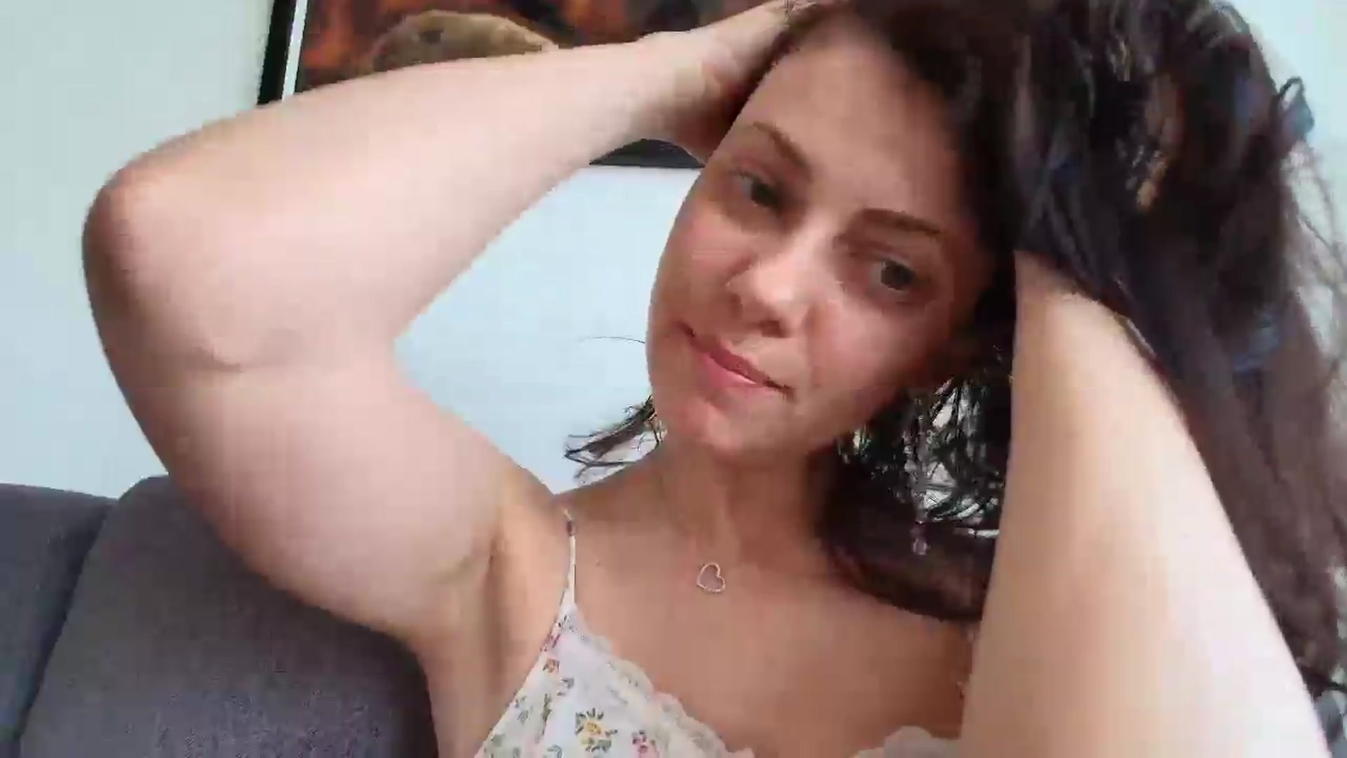 Gallery image thumbnail from MissAracely's myfreecams stream on, 04/08/2026, 23:57 image 7 of 20