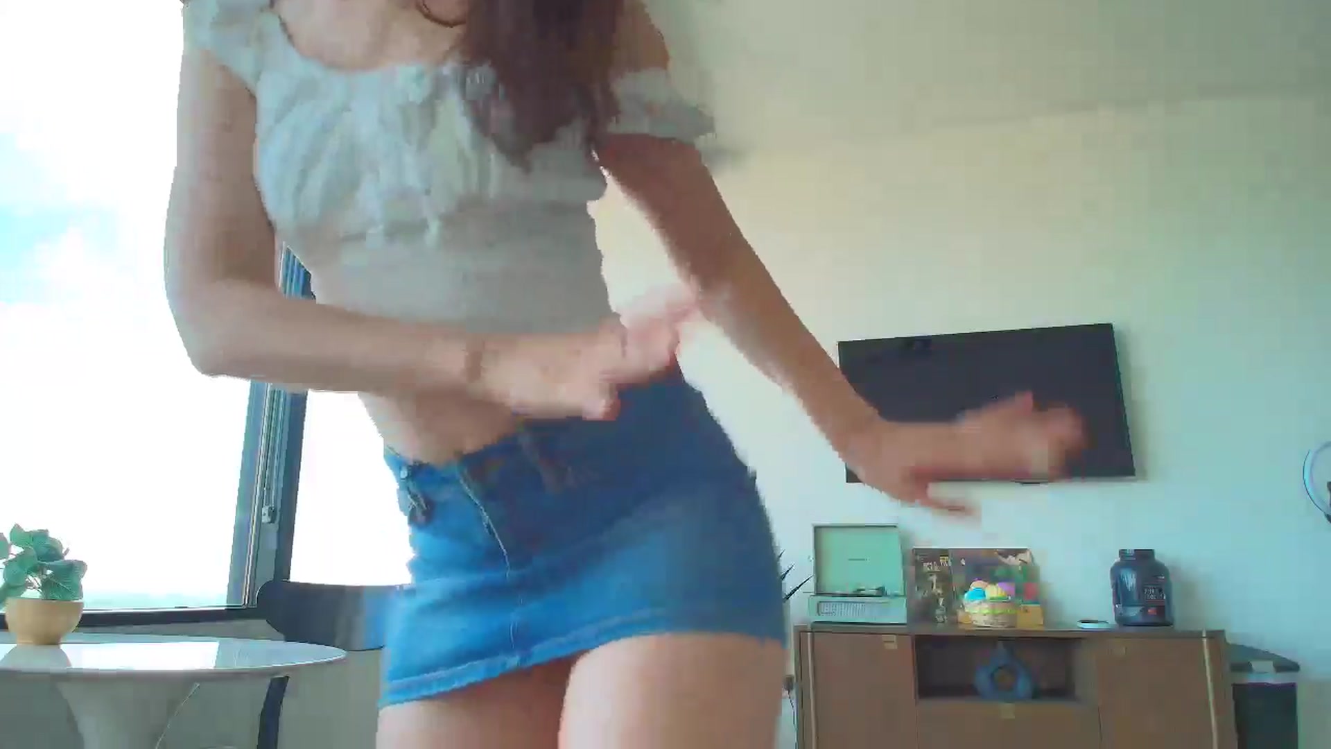 Gallery image thumbnail from MissAracely's myfreecams stream on, 04/17/2026, 24:36 image 9 of 20