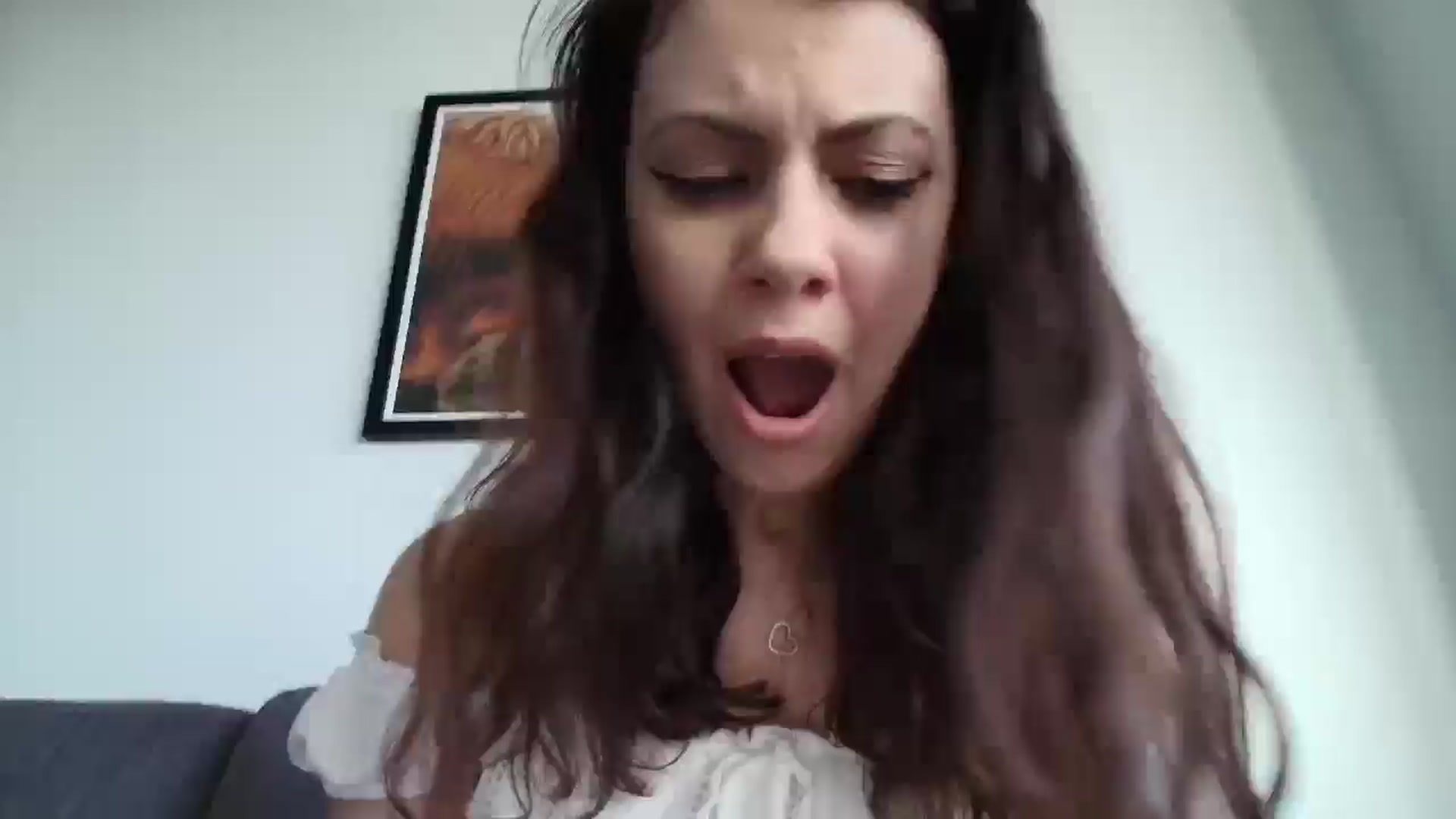 Gallery image thumbnail from MissAracely's myfreecams stream on, 04/17/2026, 24:36 image 14 of 20