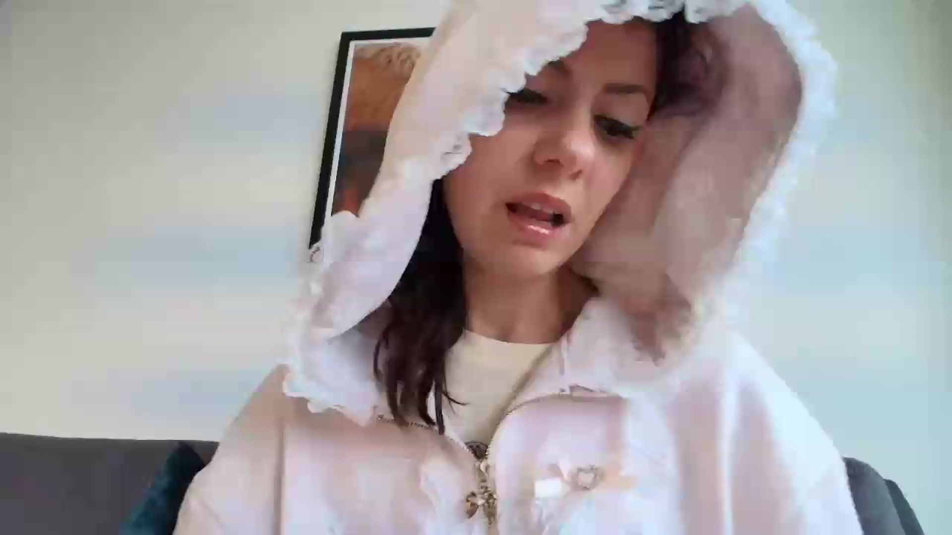 Gallery image thumbnail from MissAracely's myfreecams stream on, 04/30/2026, 23:07 image 1 of 20