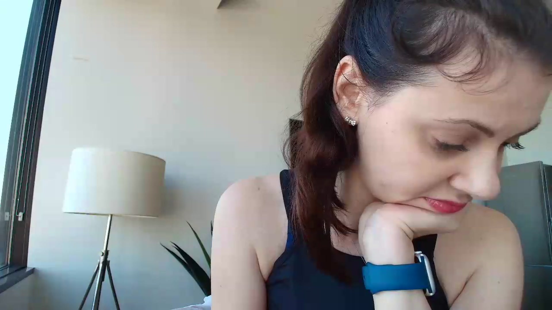 Gallery image thumbnail from MissAracely's myfreecams stream on, 05/14/2026, 24:09 image 10 of 20