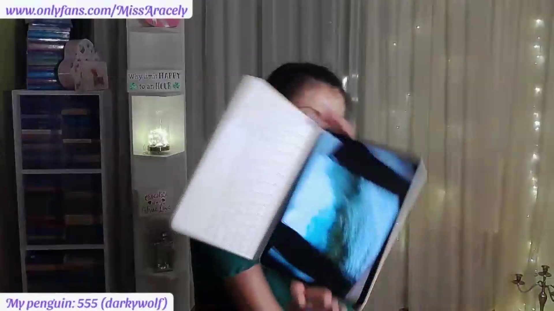 Gallery image thumbnail from MissAracely's myfreecams stream on, 07/18/2026, 21:46 image 4 of 20