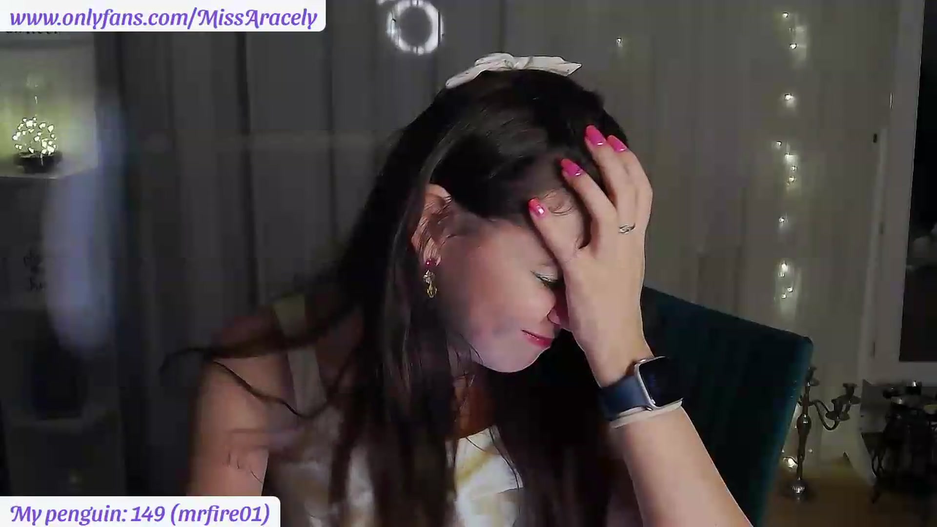 Gallery image thumbnail from MissAracely's myfreecams stream on, 07/26/2026, 23:45 image 13 of 20