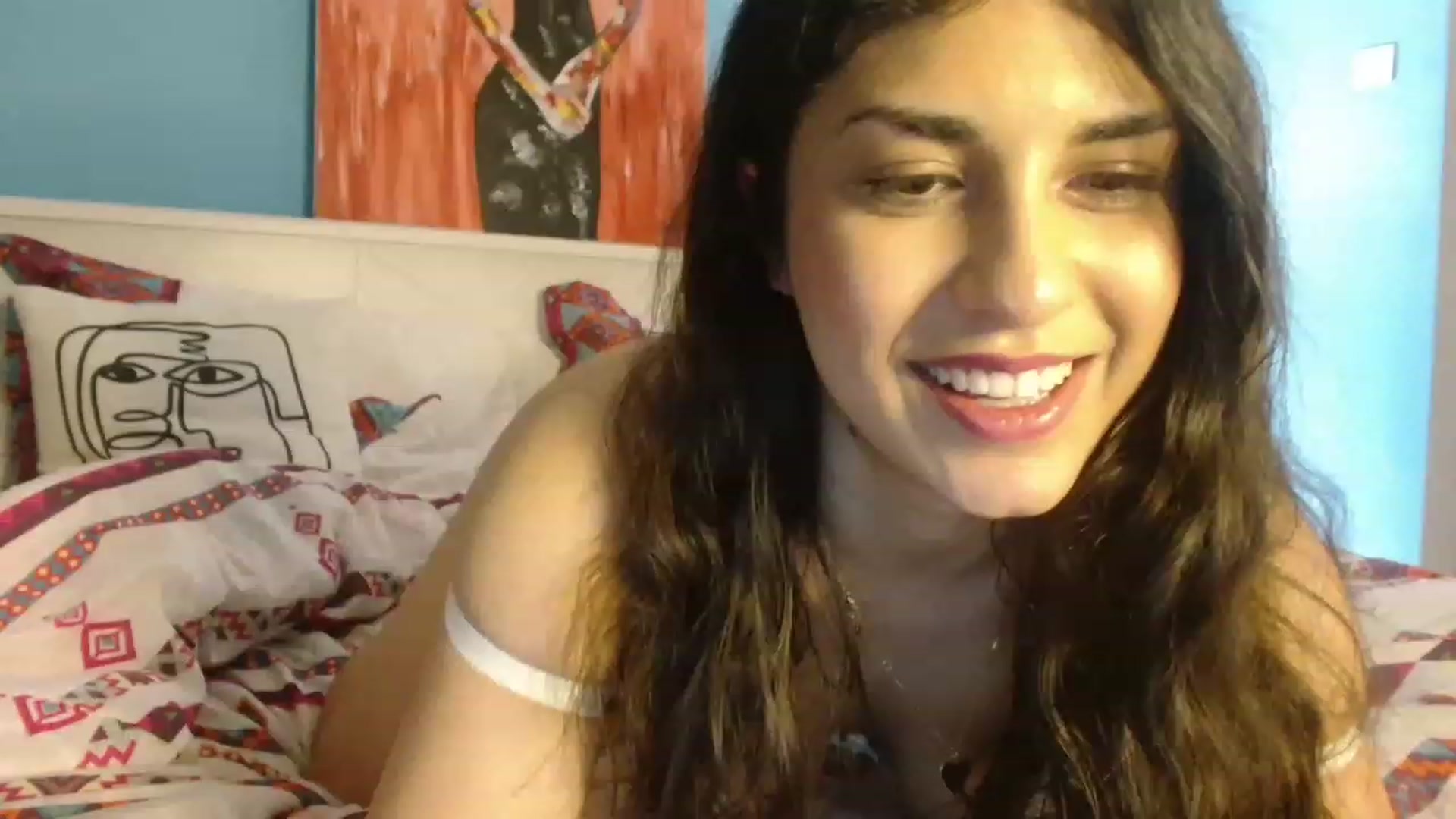 Gallery image thumbnail from MissArmenia's myfreecams stream on, 04/17/2023, 21:25 image 19 of 20