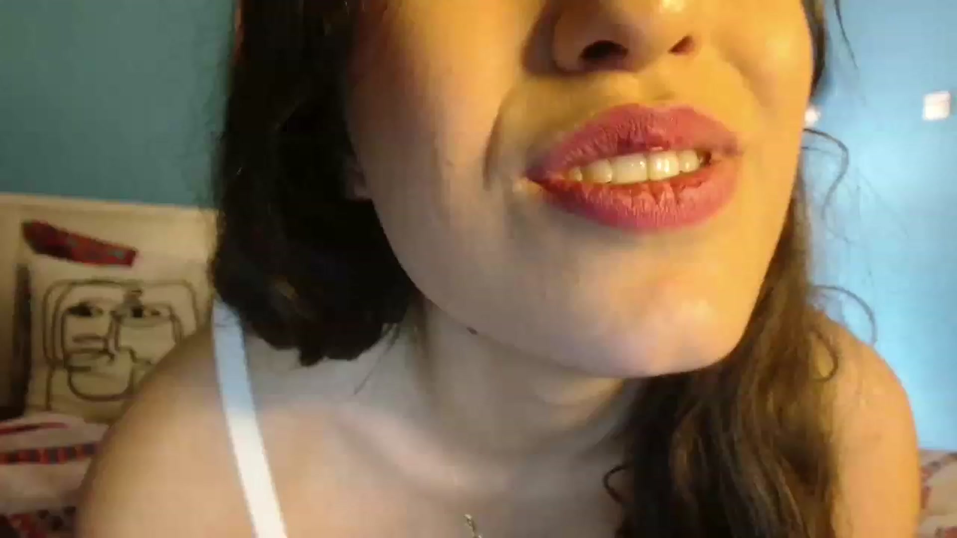 Gallery image thumbnail from MissArmenia's myfreecams stream on, 04/17/2023, 21:25 image 2 of 20