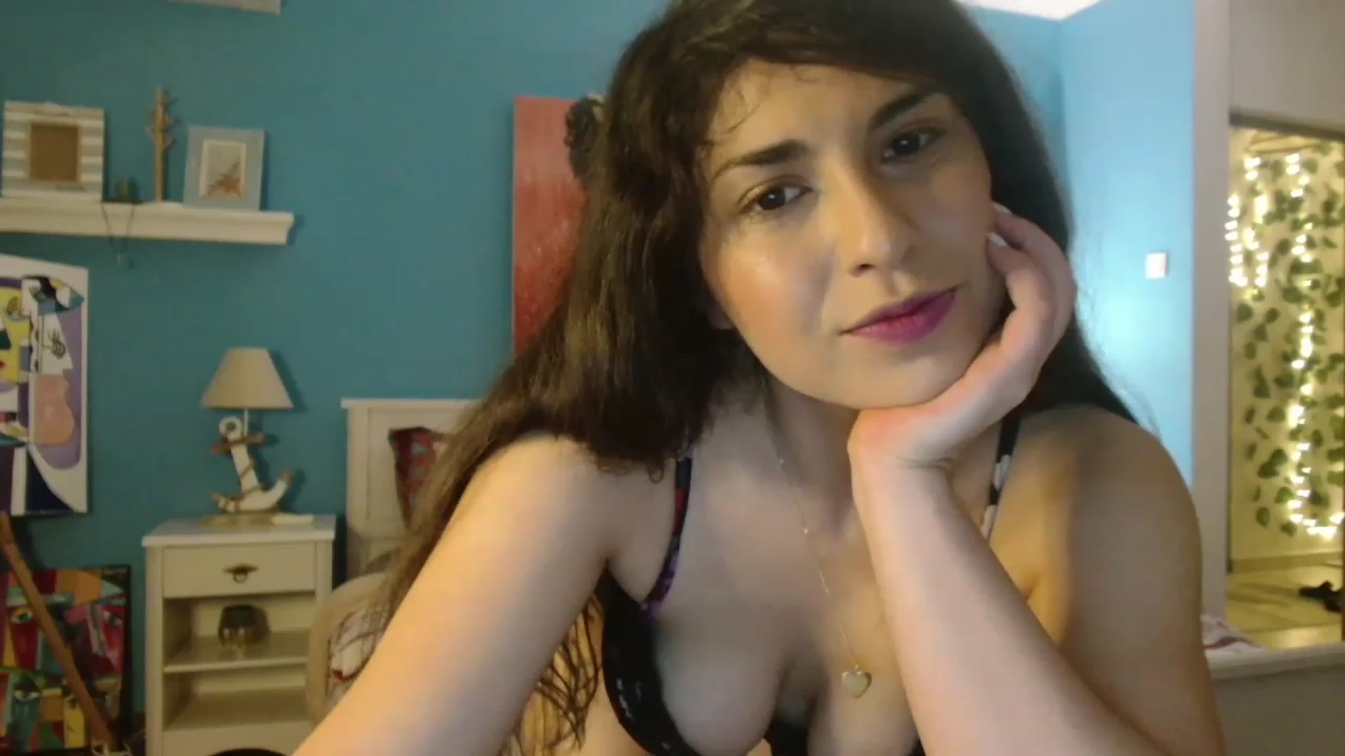 Gallery image thumbnail from MissArmenia's myfreecams stream on, 04/24/2023, 18:02 image 3 of 20