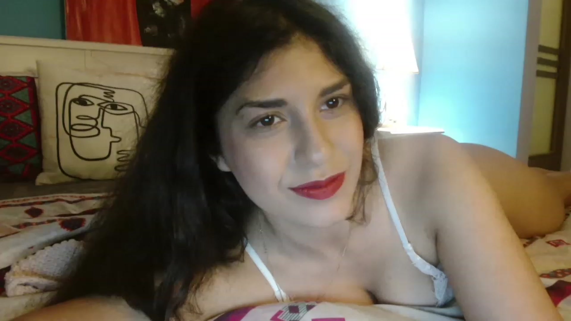 Gallery image thumbnail from MissArmenia's myfreecams stream on, 05/01/2023, 21:08 image 19 of 20