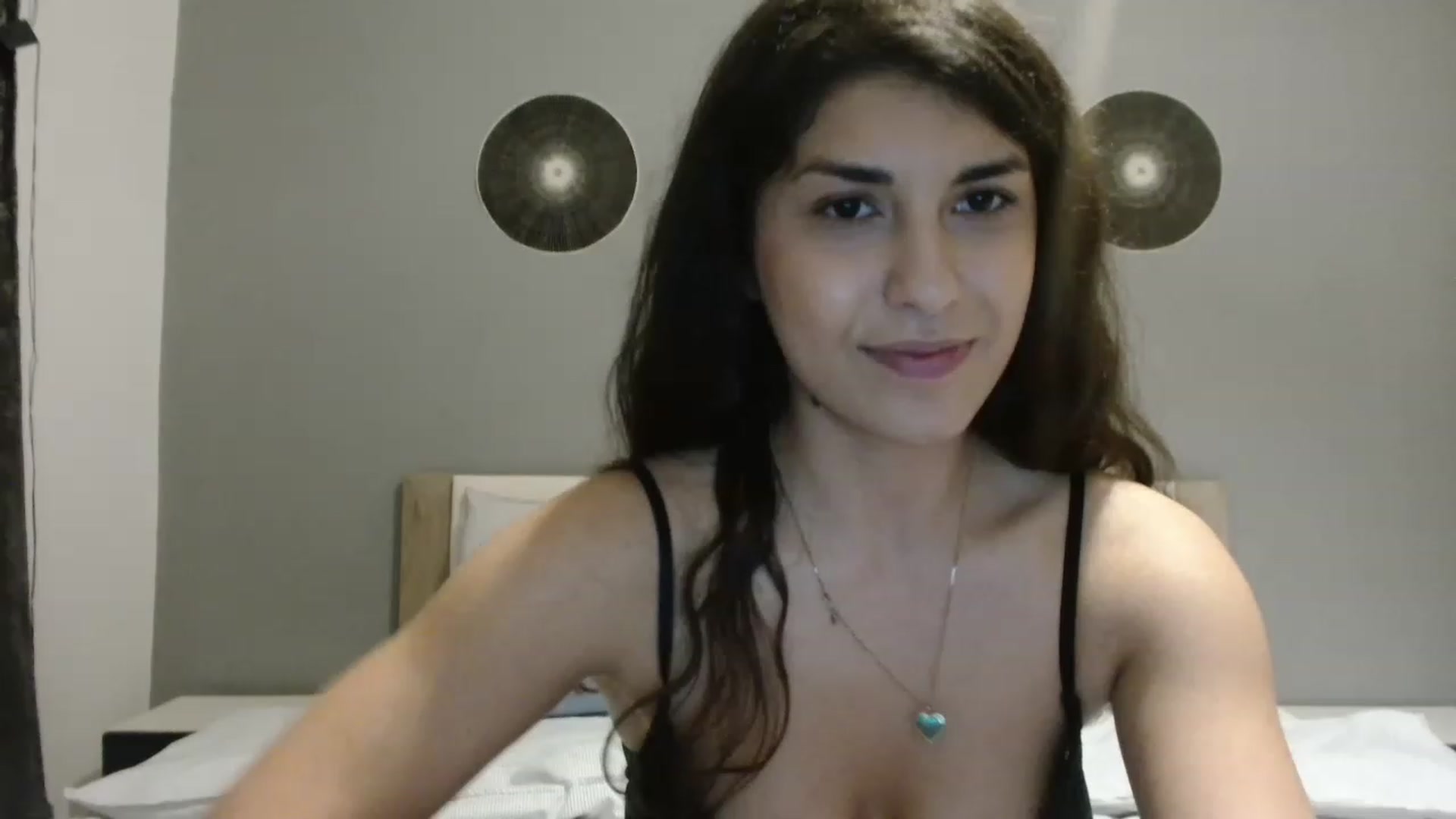 Gallery image thumbnail from MissArmenia's myfreecams stream on, 05/13/2023, 21:52 image 2 of 20