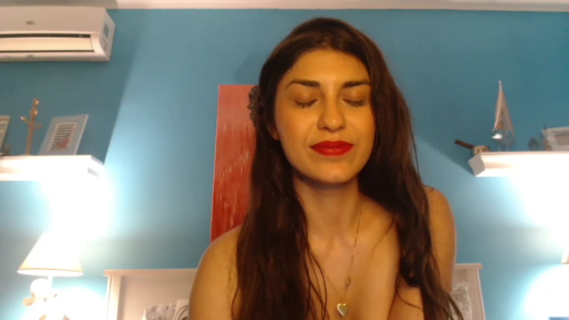 Gallery image thumbnail from MissArmenia's myfreecams stream on, 05/18/2023, 23:09 image 19 of 20