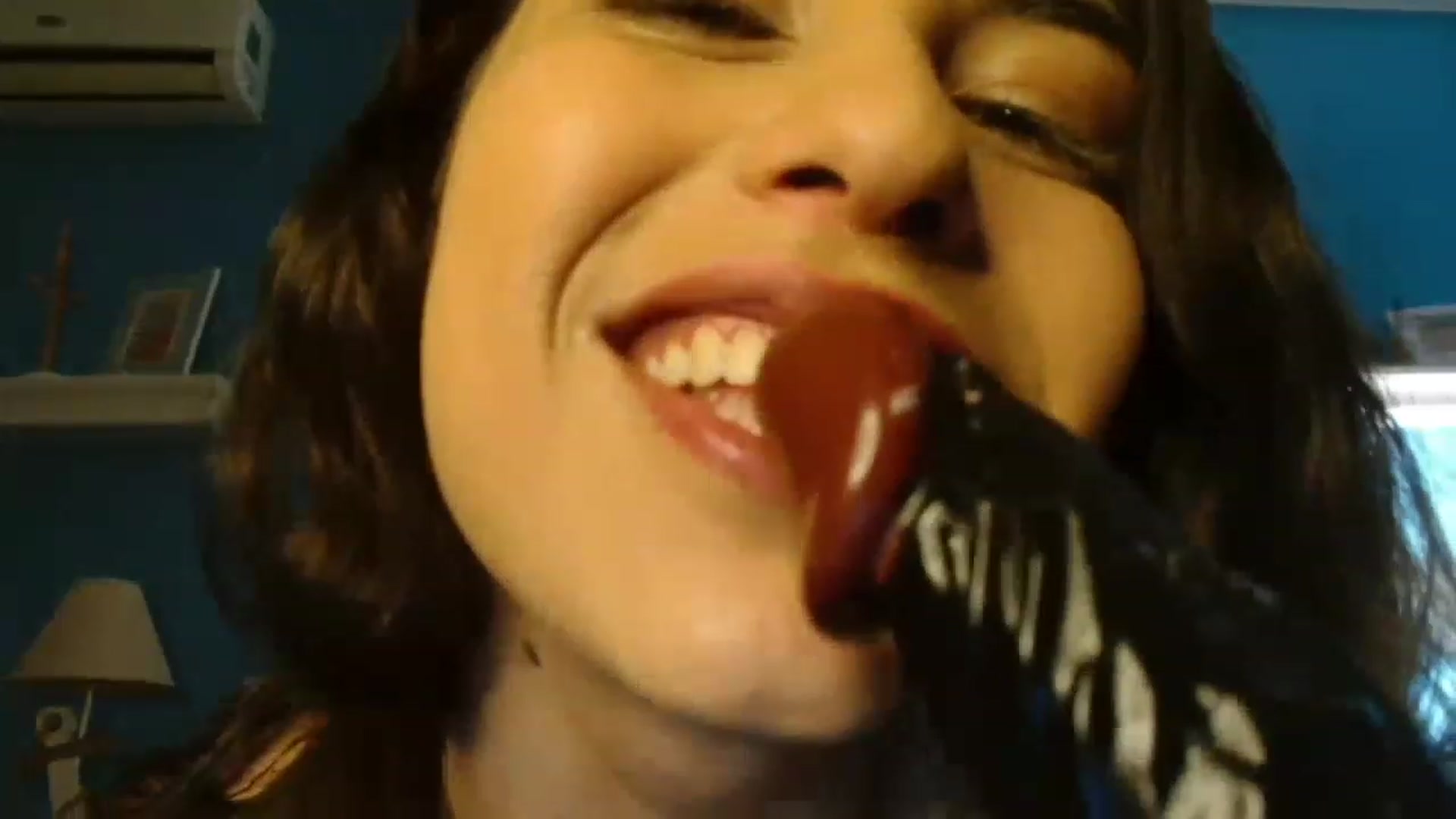 Gallery image thumbnail from MissArmenia's myfreecams stream on, 05/25/2023, 18:52 image 16 of 20