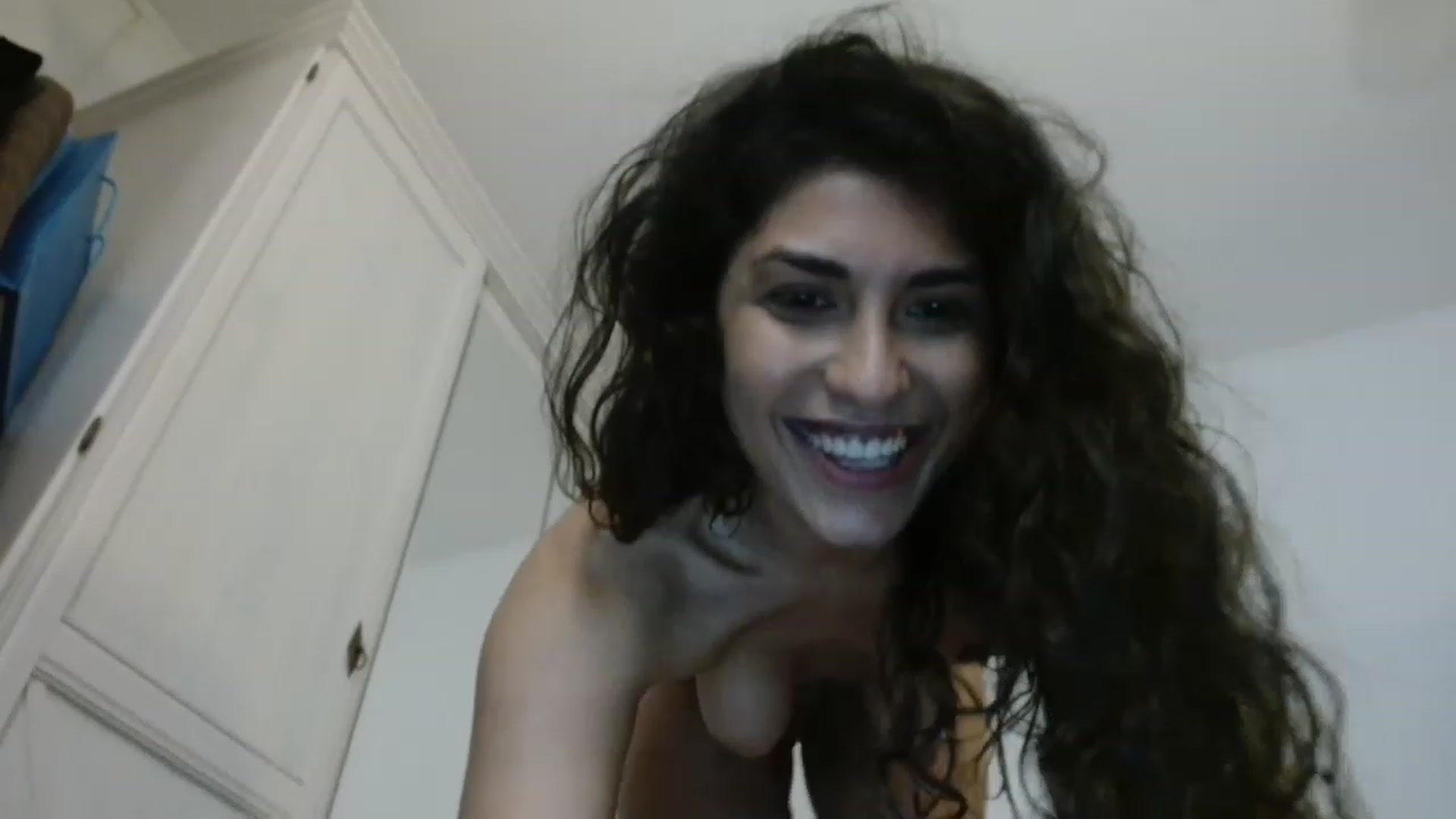 Gallery image thumbnail from MissArmenia's myfreecams stream on, 05/26/2023, 24:26 image 10 of 20