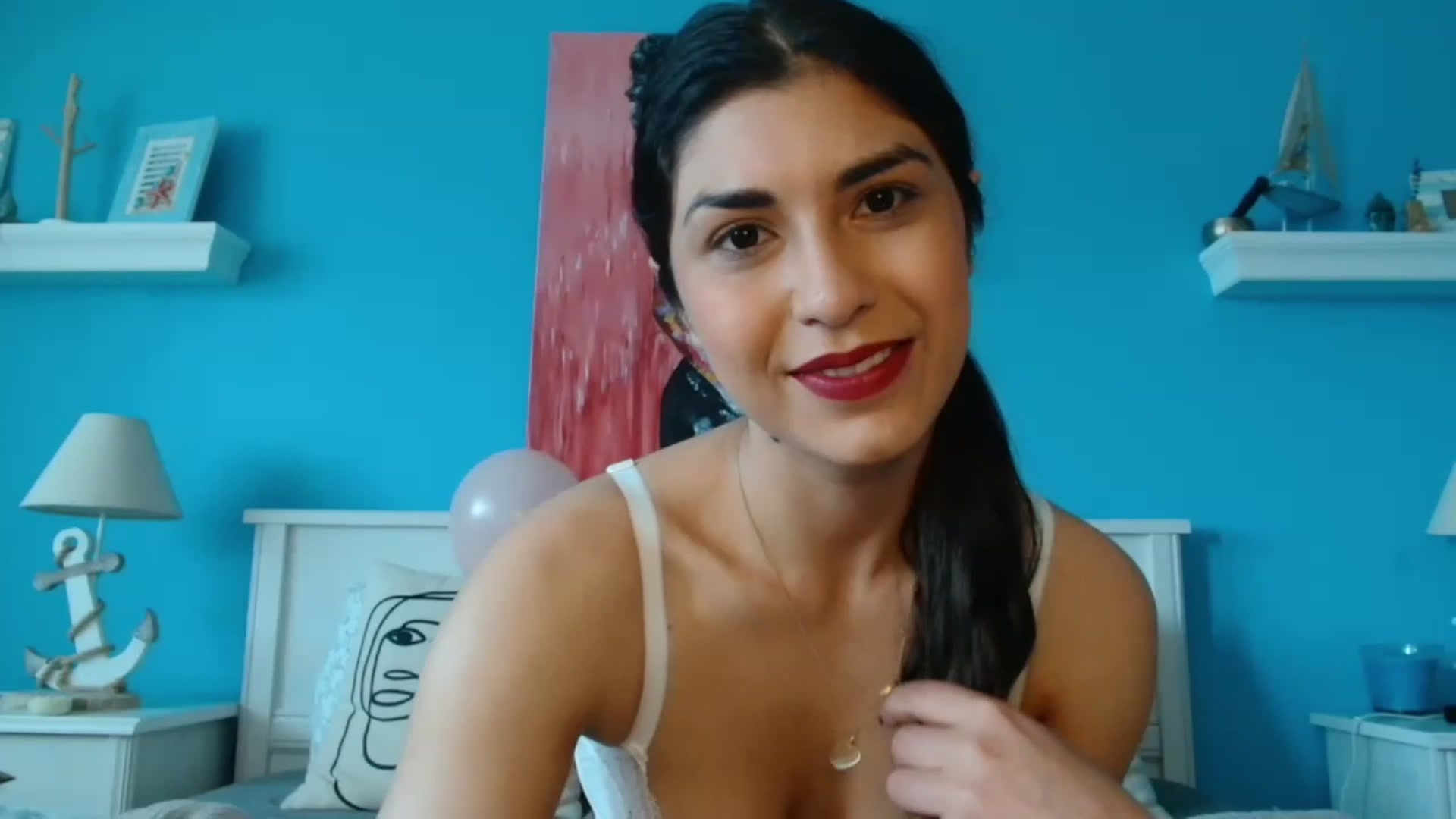 Gallery image thumbnail from MissArmenia's myfreecams stream on, 05/31/2023, 14:08 image 1 of 20