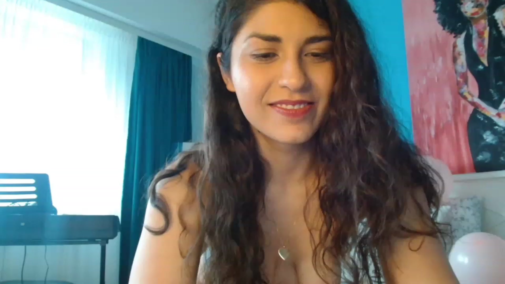 Gallery image thumbnail from MissArmenia's myfreecams stream on, 05/31/2023, 16:16 image 9 of 20