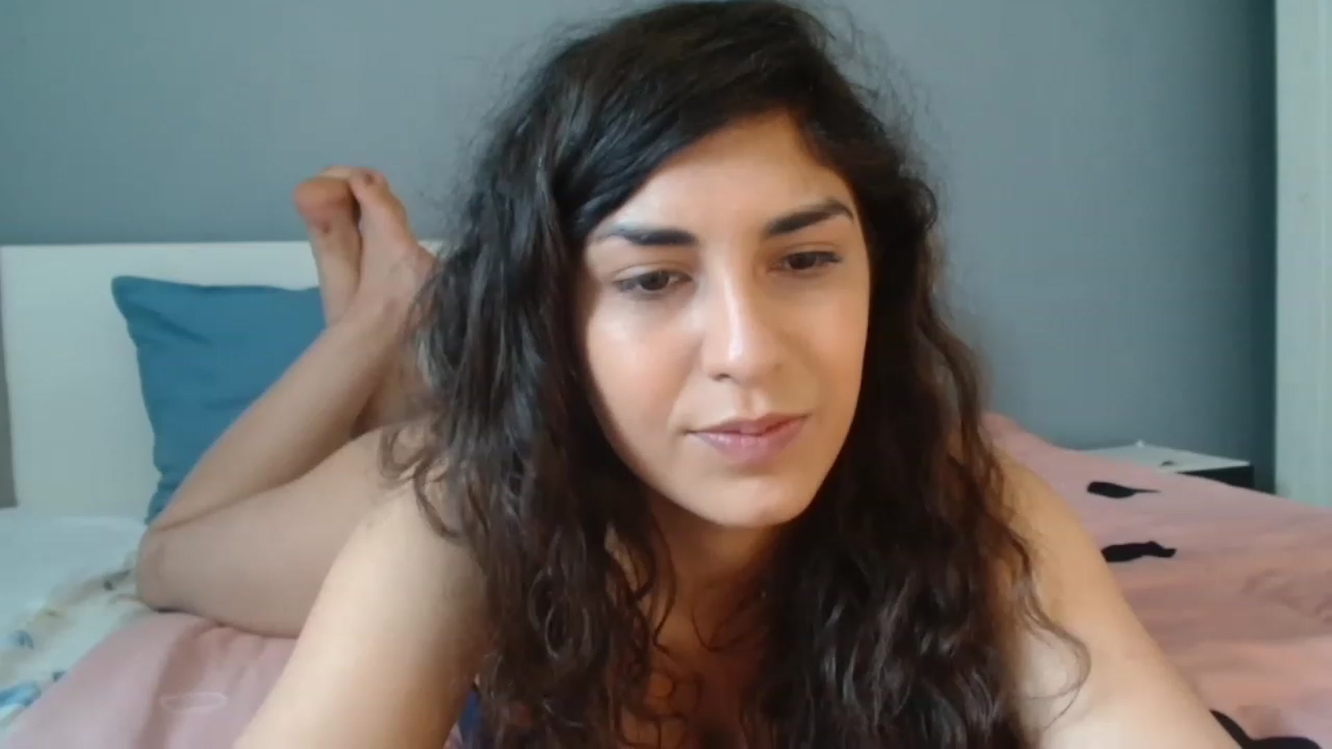 Gallery image thumbnail from MissArmenia's myfreecams stream on, 06/04/2023, 10:49 image 12 of 20