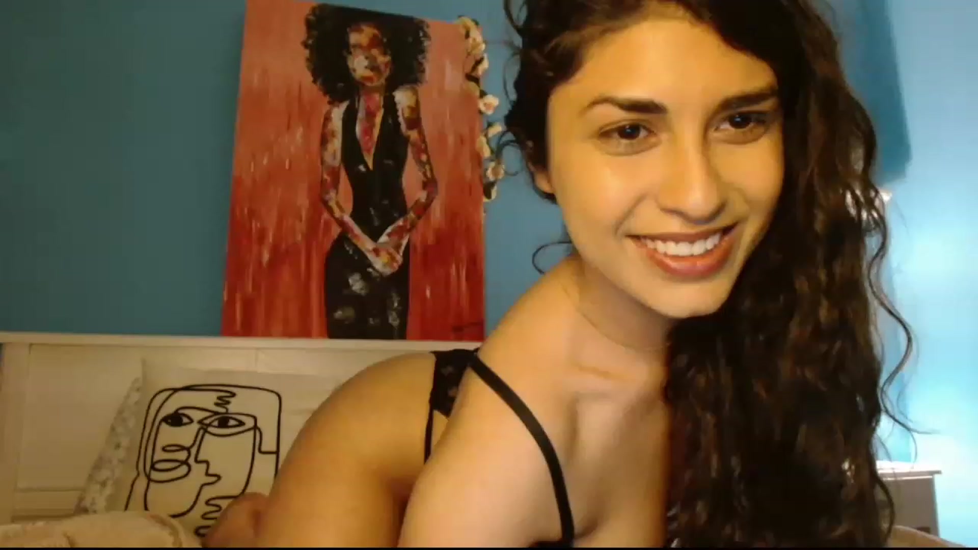 Gallery image thumbnail from MissArmenia's myfreecams stream on, 06/05/2023, 19:12 image 3 of 20