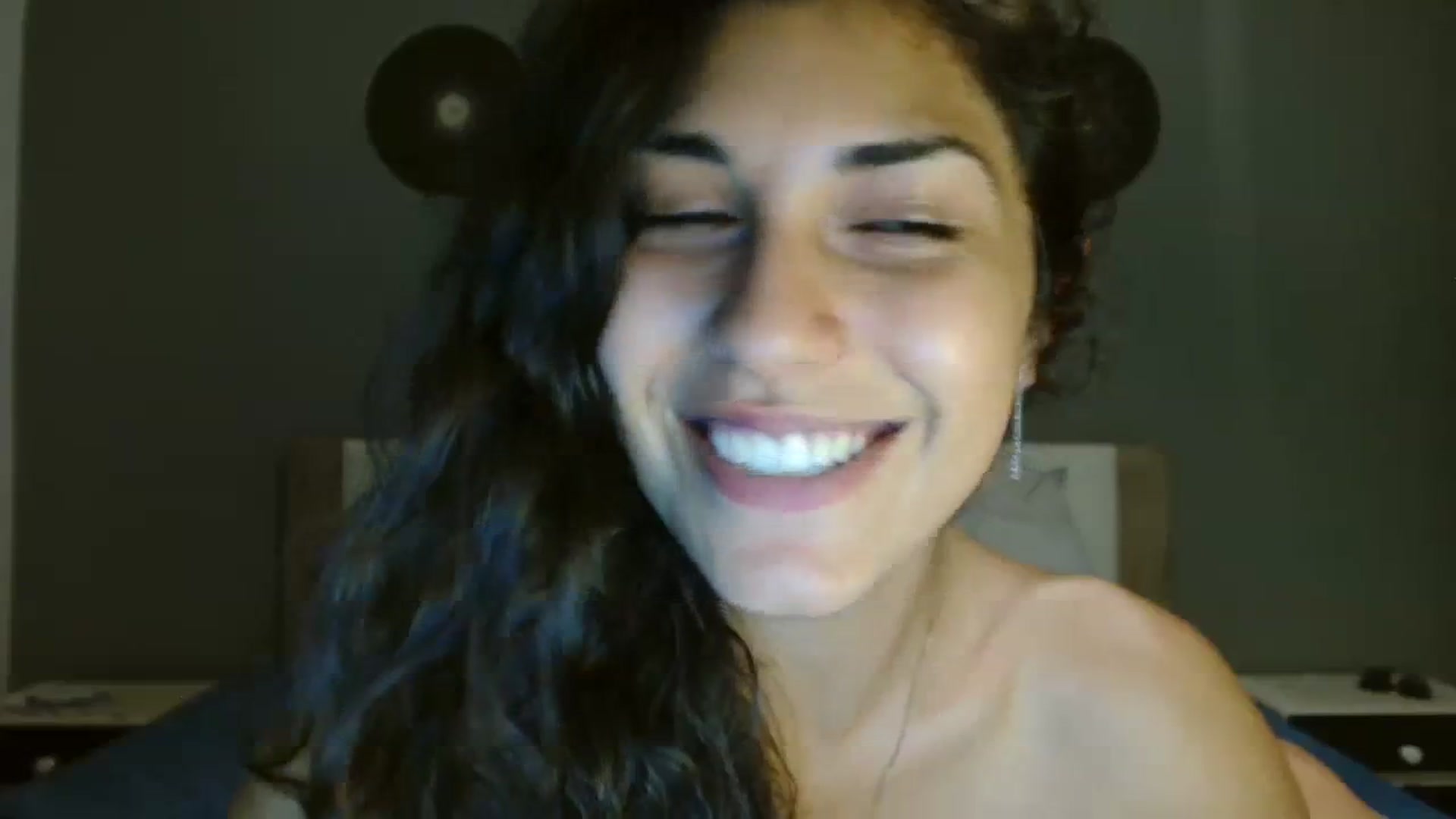 Gallery image thumbnail from MissArmenia's myfreecams stream on, 07/25/2023, 19:18 image 8 of 20