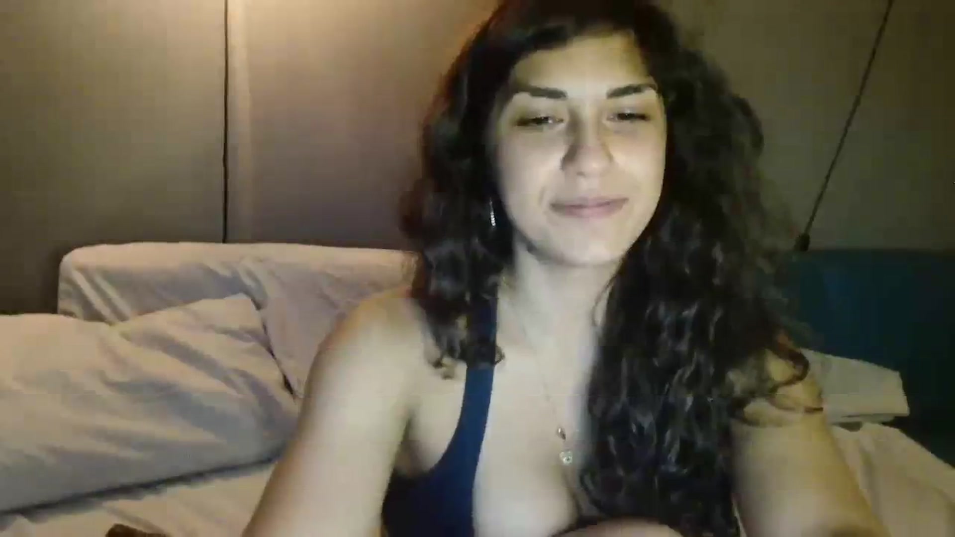 Gallery image thumbnail from MissArmenia's myfreecams stream on, 08/16/2023, 21:31 image 3 of 20