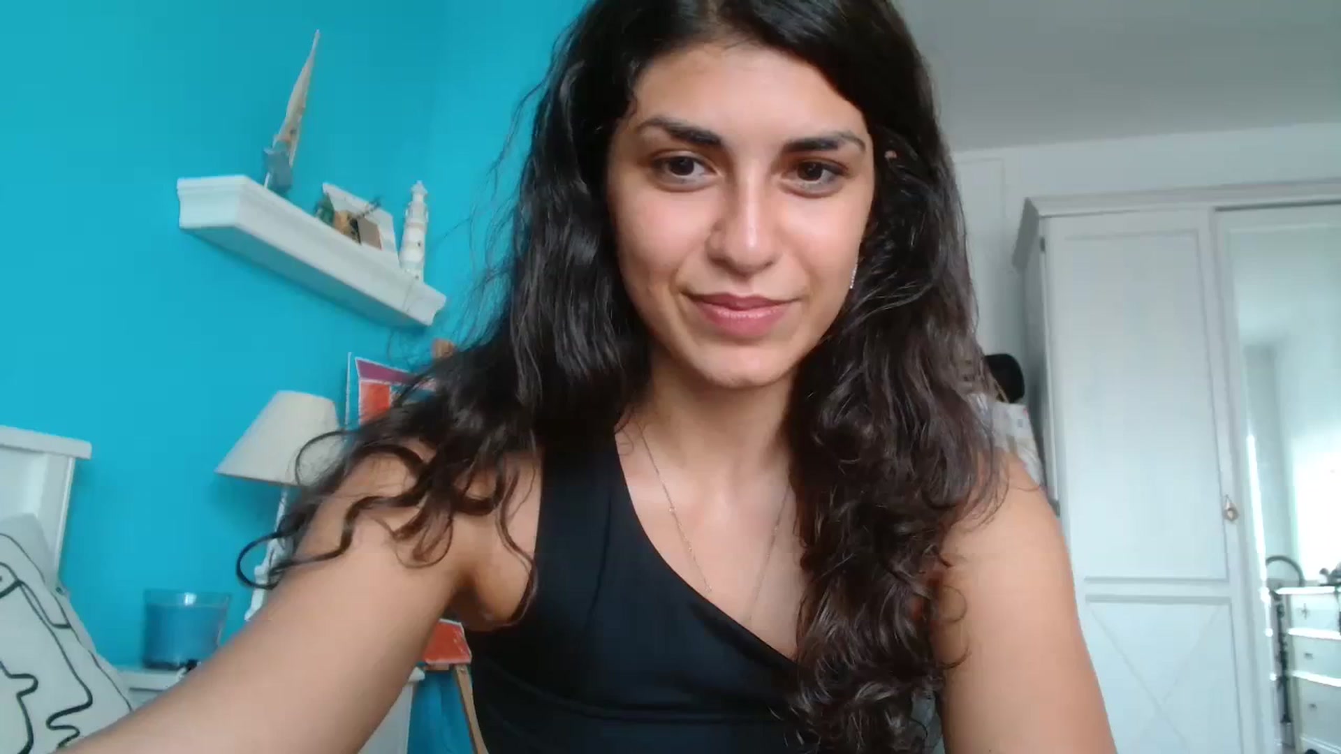 Gallery image thumbnail from MissArmenia's myfreecams stream on, 08/21/2023, 04:46 image 16 of 20