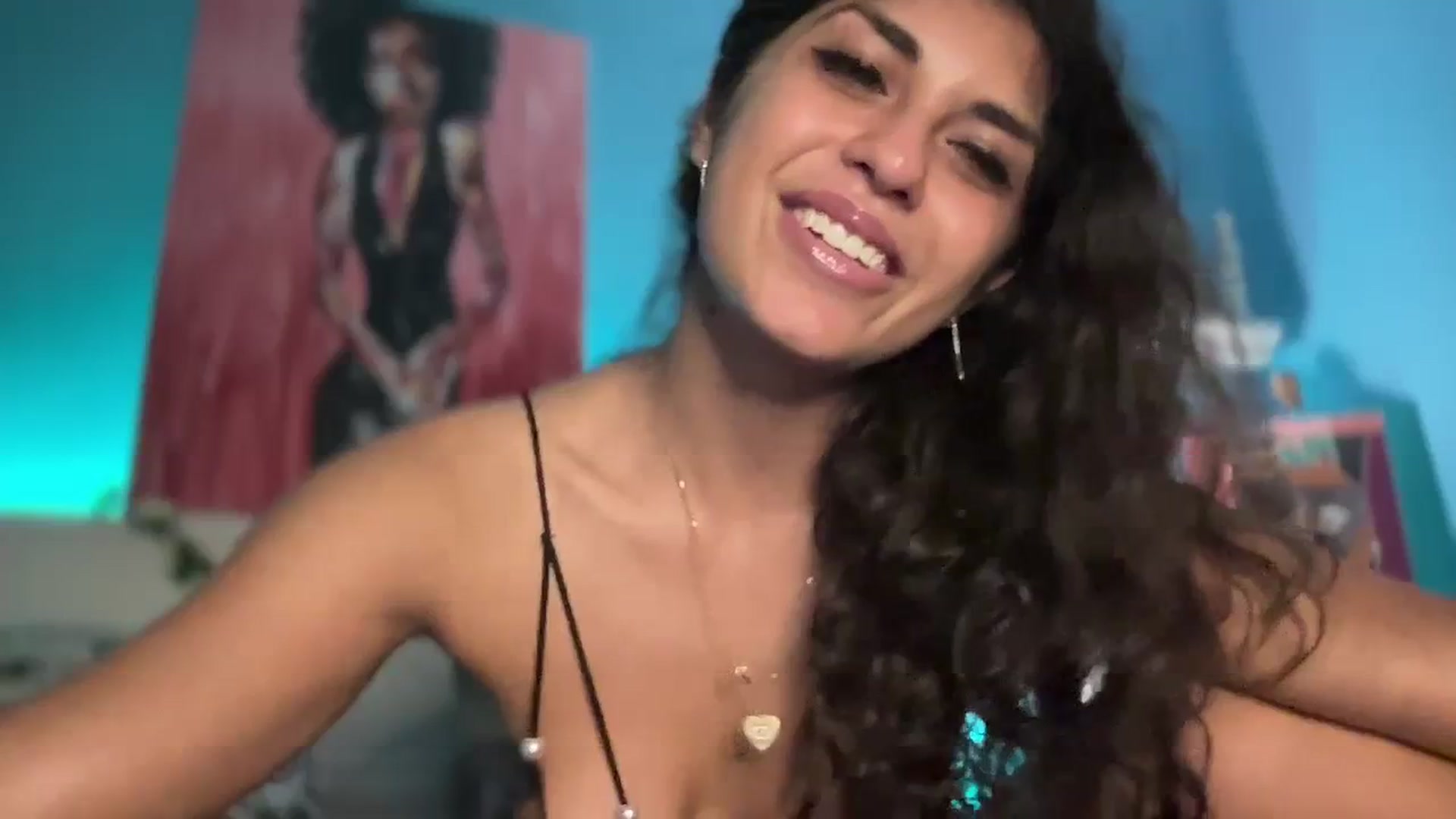 Gallery image thumbnail from MissArmenia's myfreecams stream on, 09/22/2023, 17:40 image 3 of 20