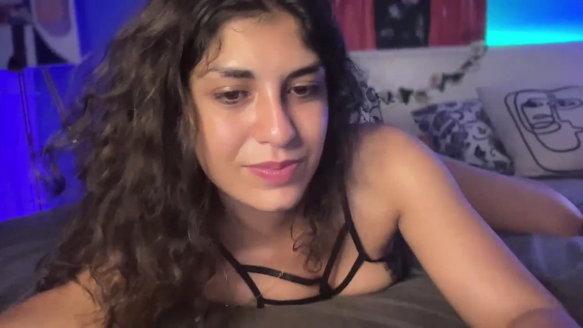 Gallery image thumbnail from MissArmenia's myfreecams stream on, 09/23/2023, 23:28 image 13 of 20