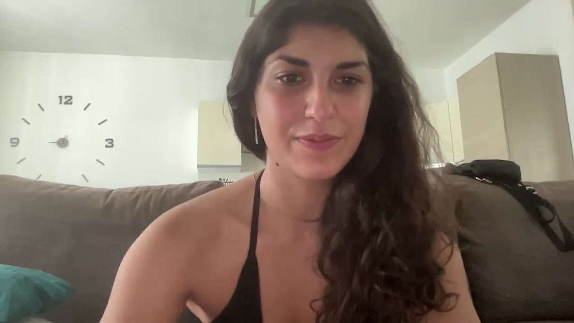 Gallery image thumbnail from MissArmenia's myfreecams stream on, 09/24/2023, 11:13 image 13 of 20