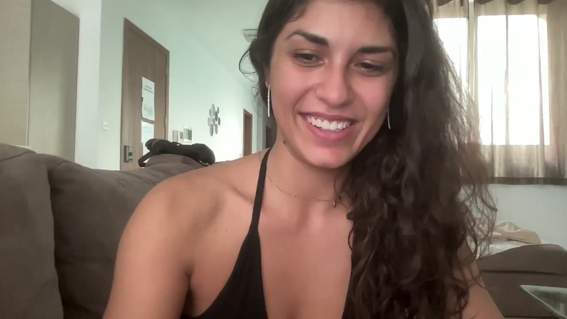 Gallery image thumbnail from MissArmenia's myfreecams stream on, 09/24/2023, 11:13 image 2 of 20