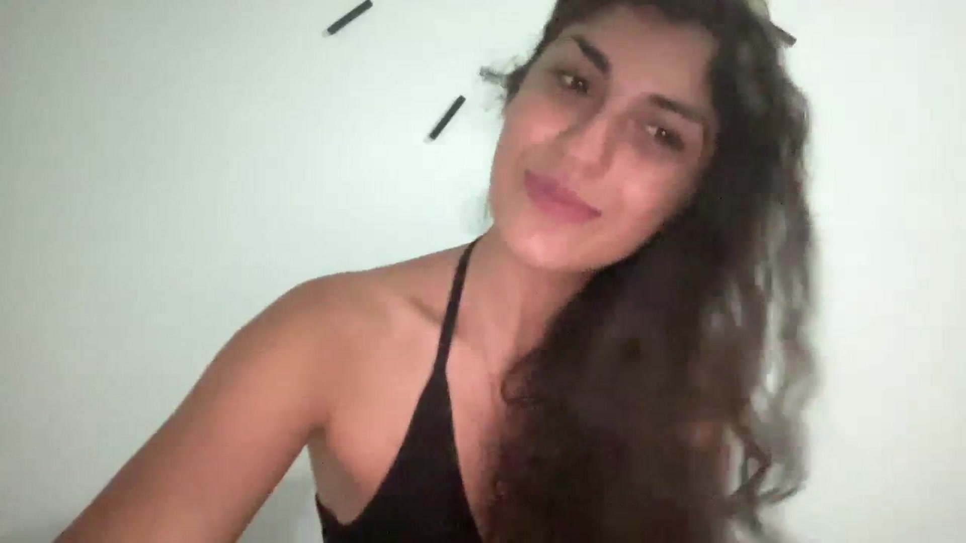 Gallery image thumbnail from MissArmenia's myfreecams stream on, 09/24/2023, 23:47 image 3 of 20