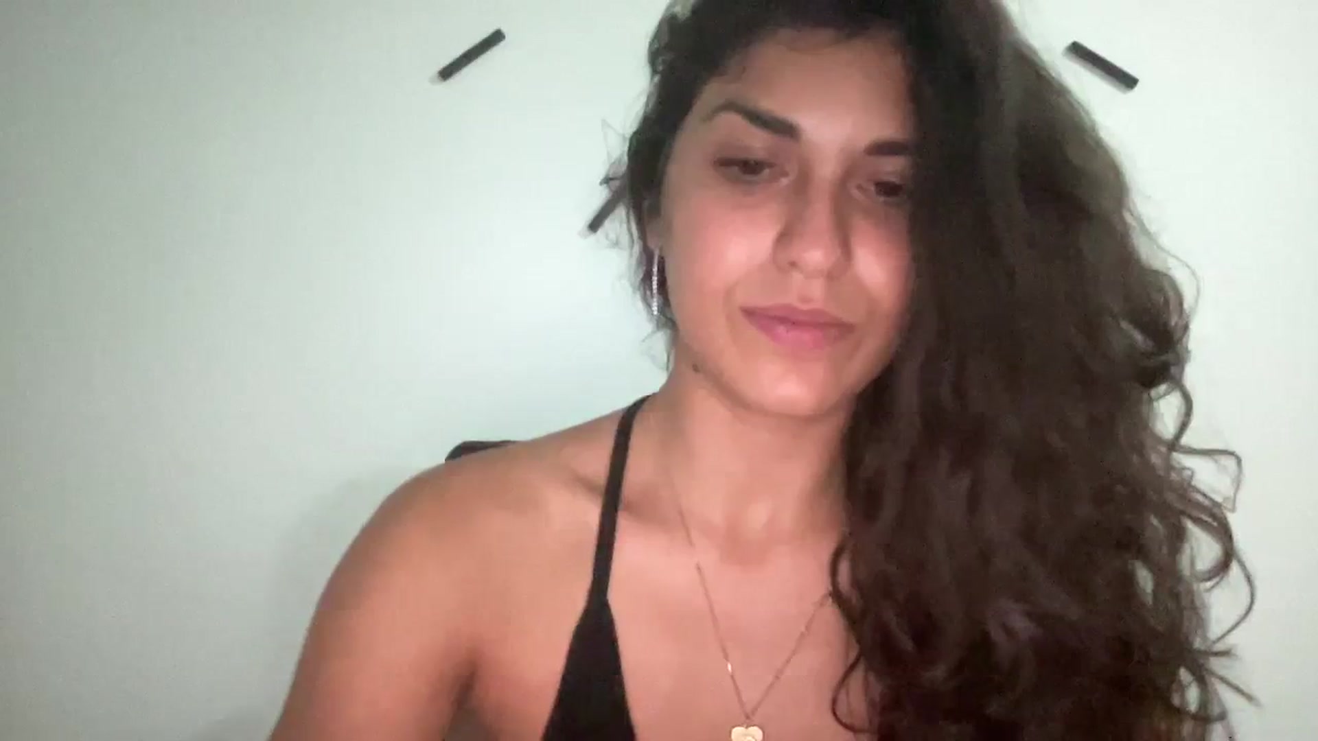 Gallery image thumbnail from MissArmenia's myfreecams stream on, 09/24/2023, 23:47 image 17 of 20
