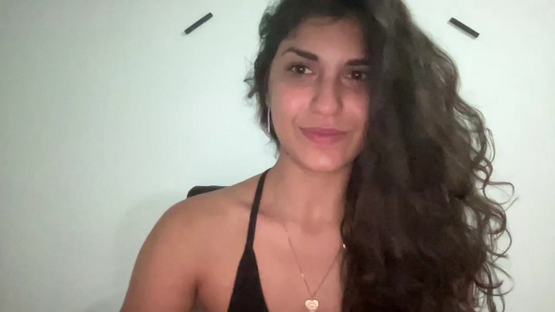 Gallery image thumbnail from MissArmenia's myfreecams stream on, 09/24/2023, 23:47 image 18 of 20
