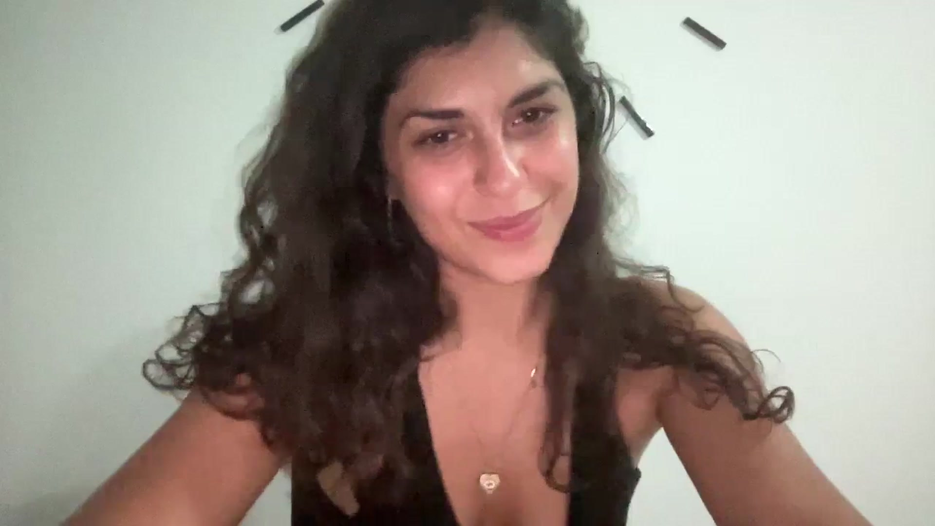 Gallery image thumbnail from MissArmenia's myfreecams stream on, 09/24/2023, 23:47 image 10 of 20