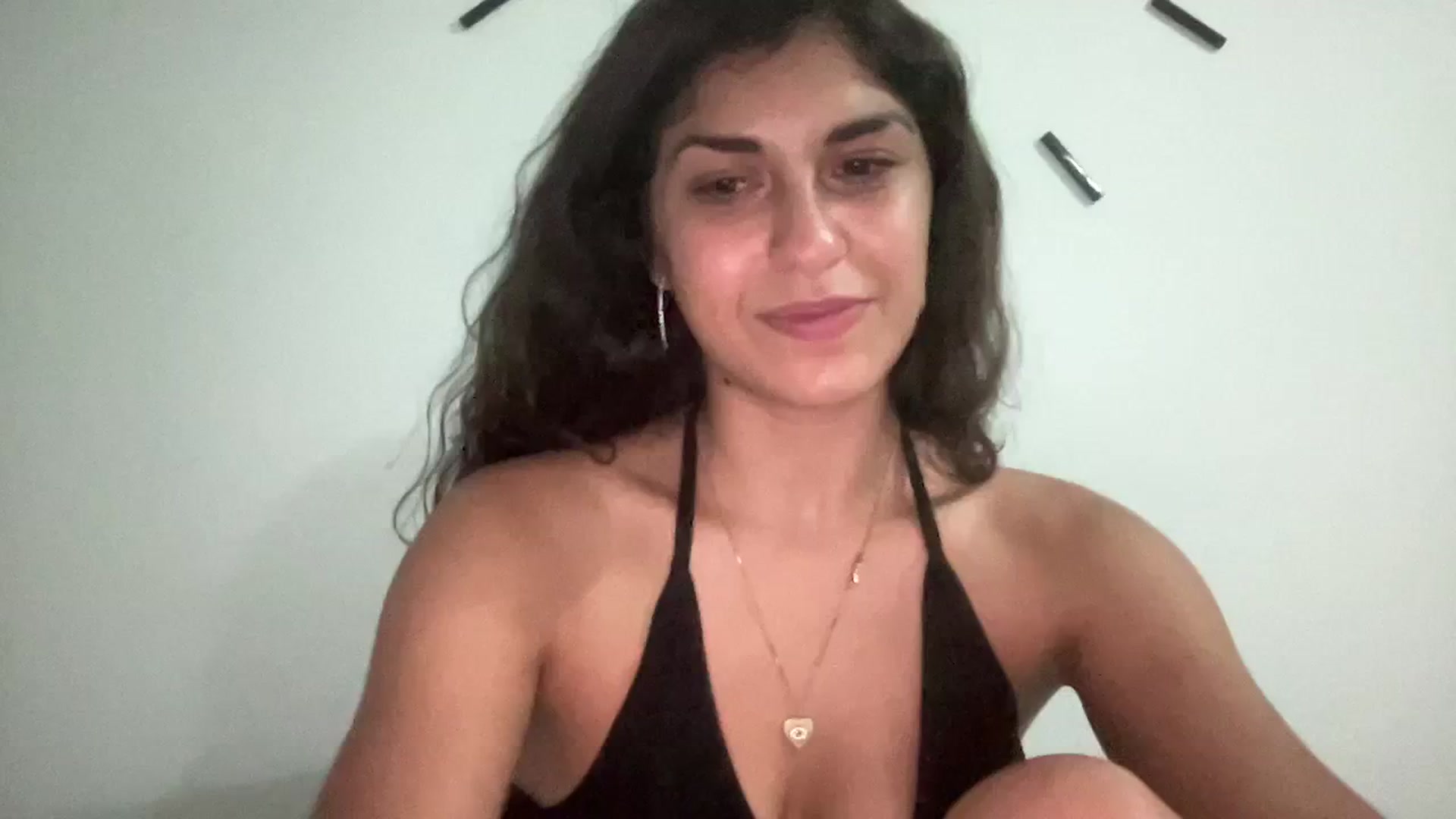 Gallery image thumbnail from MissArmenia's myfreecams stream on, 09/24/2023, 23:47 image 15 of 20