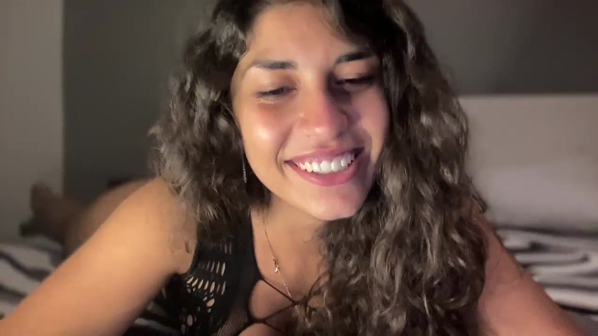 Gallery image thumbnail from MissArmenia's myfreecams stream on, 10/04/2023, 20:11 image 18 of 20