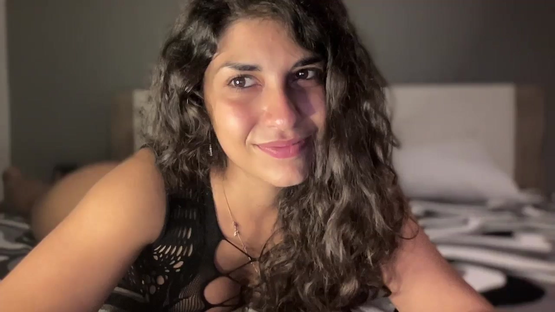 Gallery image thumbnail from MissArmenia's myfreecams stream on, 10/04/2023, 20:11 image 7 of 20