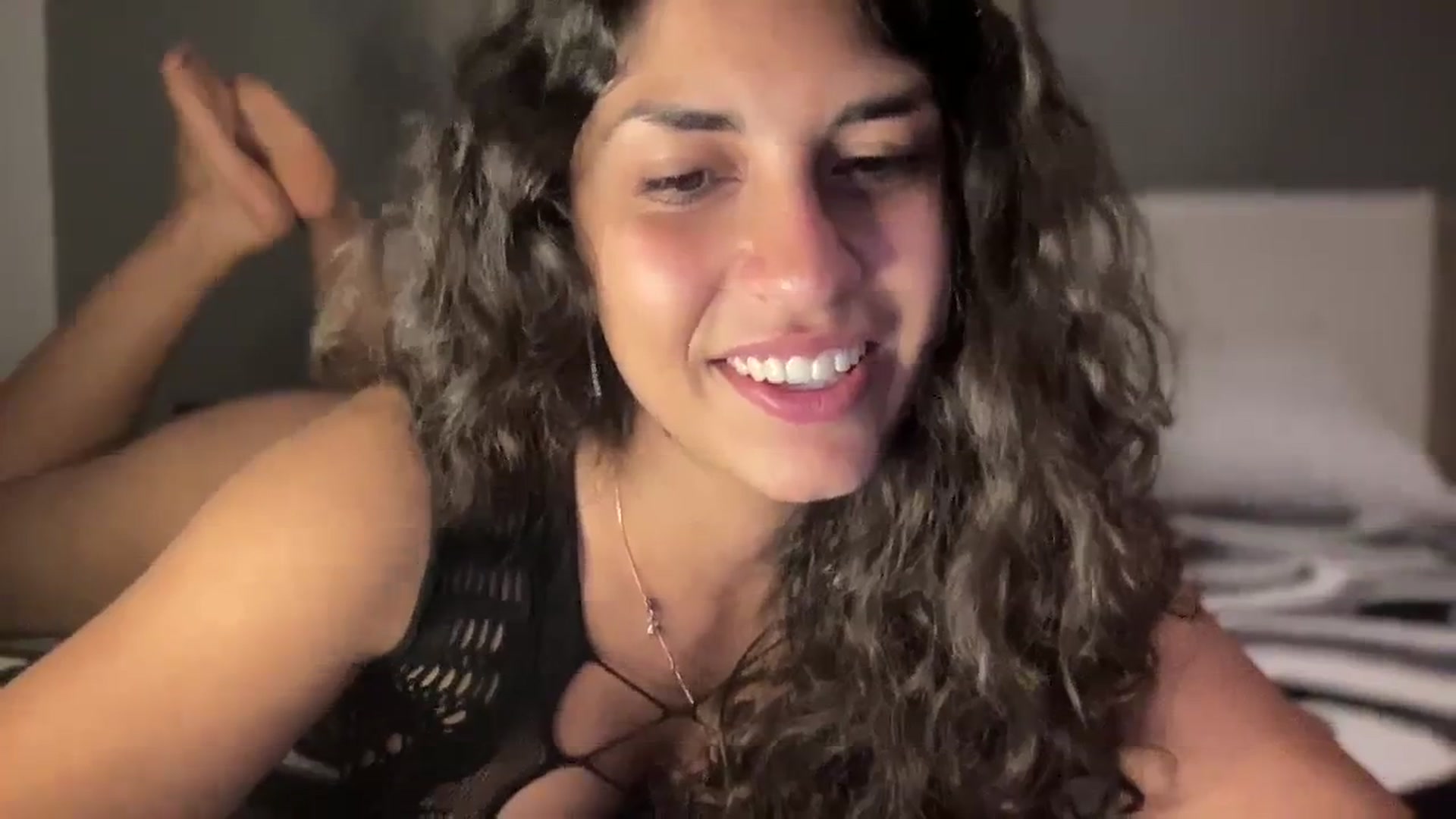 Gallery image thumbnail from MissArmenia's myfreecams stream on, 10/04/2023, 20:11 image 9 of 20