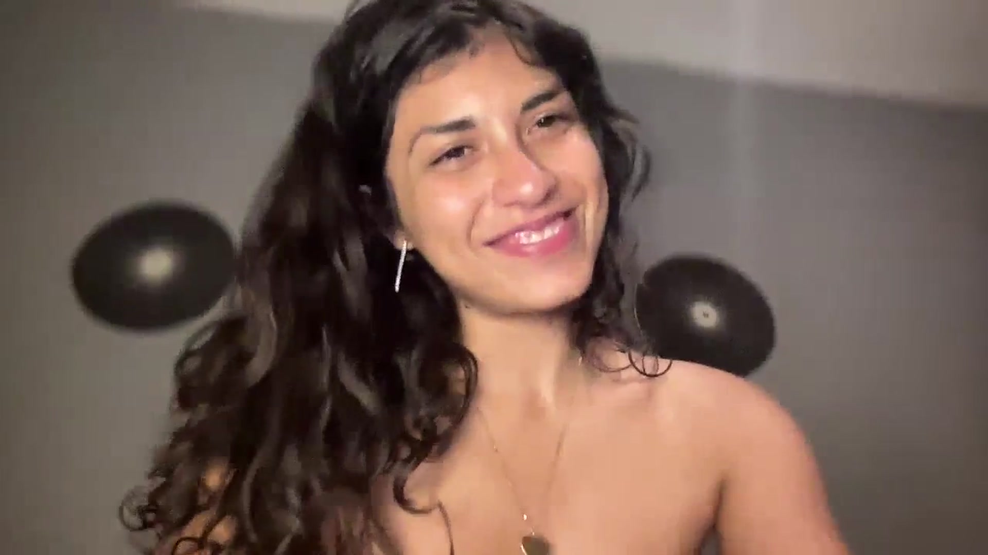 Gallery image thumbnail from MissArmenia's myfreecams stream on, 10/07/2023, 01:21 image 20 of 20
