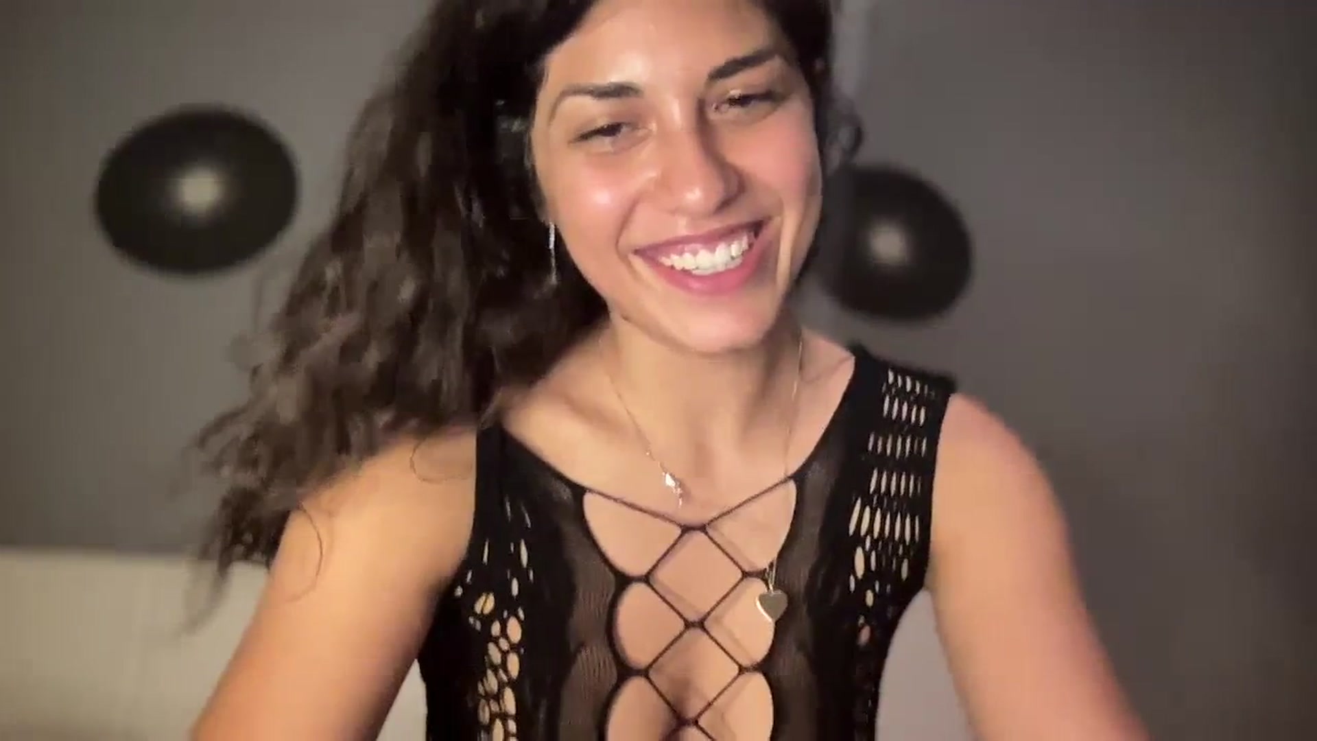 Gallery image thumbnail from MissArmenia's myfreecams stream on, 10/07/2023, 22:09 image 7 of 20