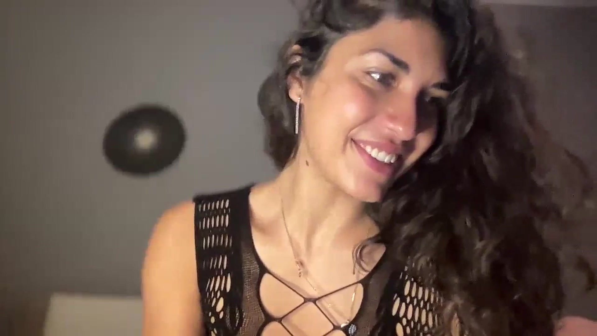 Gallery image thumbnail from MissArmenia's myfreecams stream on, 10/07/2023, 23:59 image 3 of 20