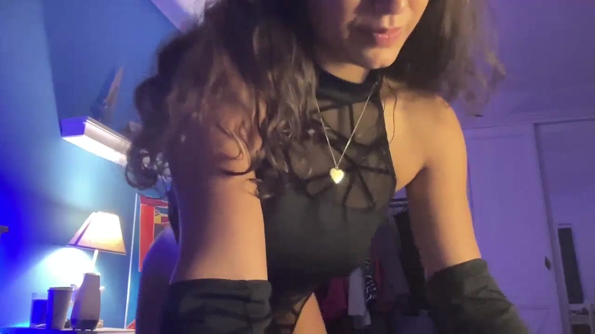 Gallery image thumbnail from MissArmenia's myfreecams stream on, 10/08/2023, 19:02 image 19 of 20