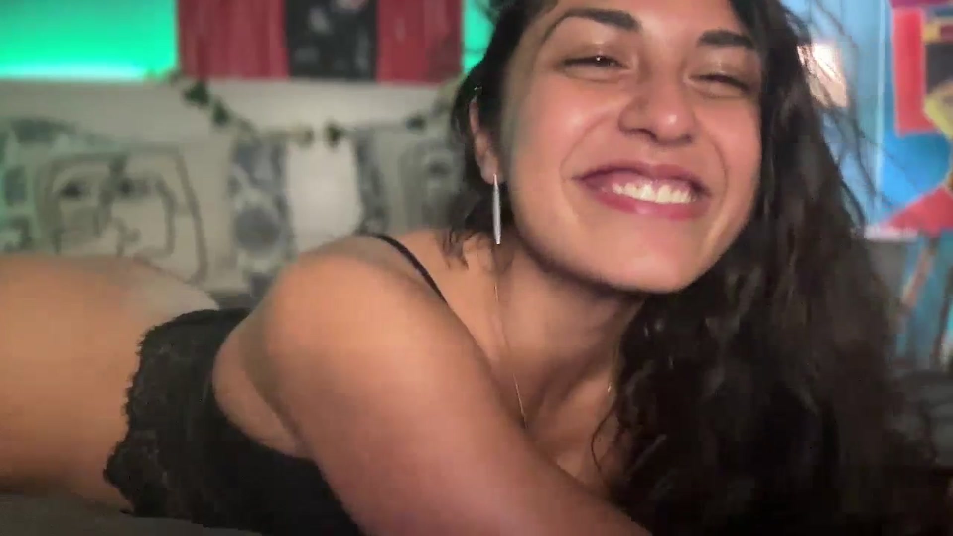 Gallery image thumbnail from MissArmenia's myfreecams stream on, 10/08/2023, 22:45 image 10 of 20