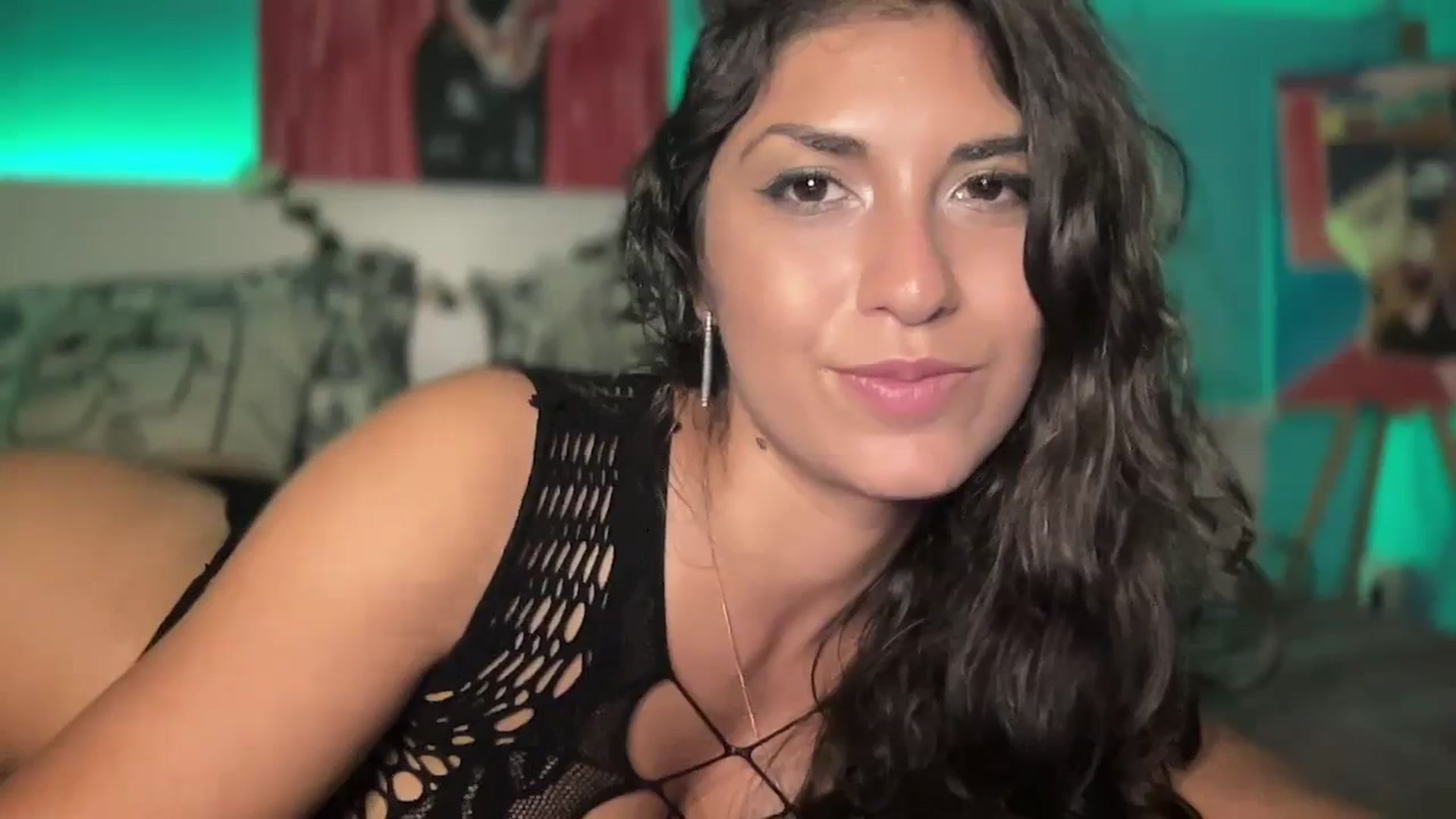Gallery image thumbnail from MissArmenia's myfreecams stream on, 10/11/2023, 18:17 image 17 of 20