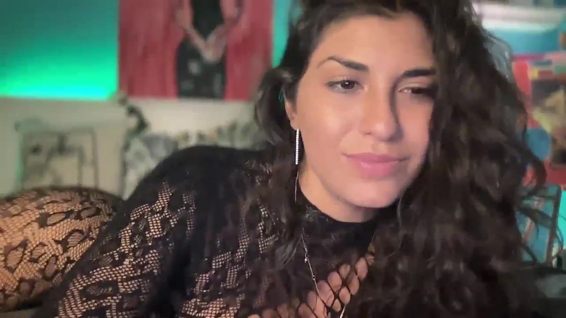 Gallery image thumbnail from MissArmenia's myfreecams stream on, 10/12/2023, 17:50 image 20 of 20