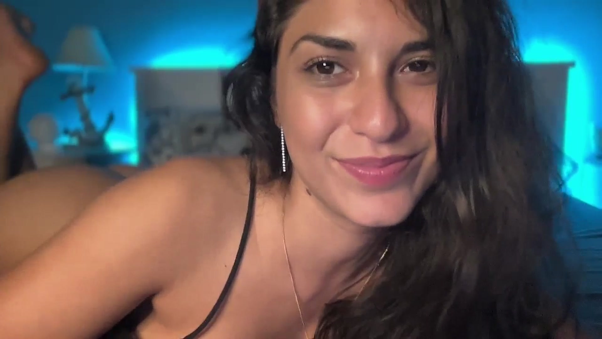 Gallery image thumbnail from MissArmenia's myfreecams stream on, 10/16/2023, 19:37 image 18 of 20