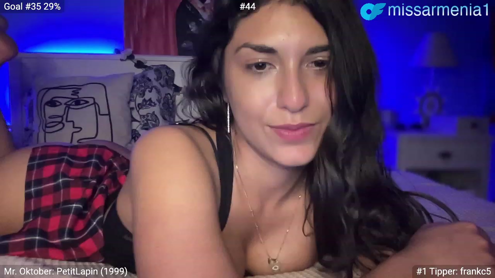 Gallery image thumbnail from MissArmenia's myfreecams stream on, 10/22/2023, 17:36 image 16 of 20